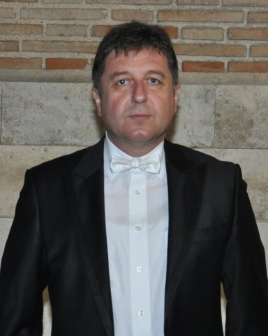 eslavavolontir.jpg